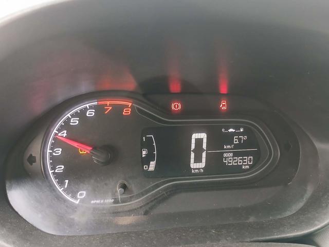 CHEVROLET ONIX 1.0MT LT - 2018/2019 — foto 5 de 38