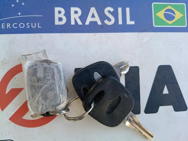 FORD FIESTA - 2003/2004 — foto 27 de 27