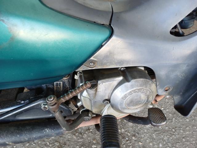 HONDA C100 BIZ ES - 2003/2003 — foto 6 de 9
