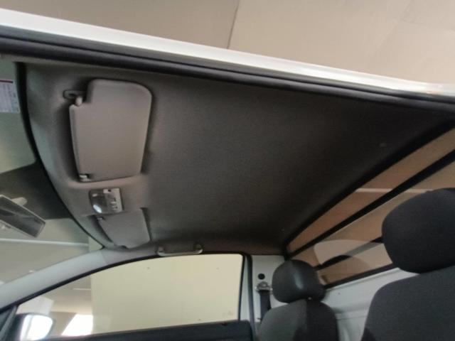 VOLKSWAGEN SAVEIRO 1.6 CS - 2012/2013 — foto 20 de 27