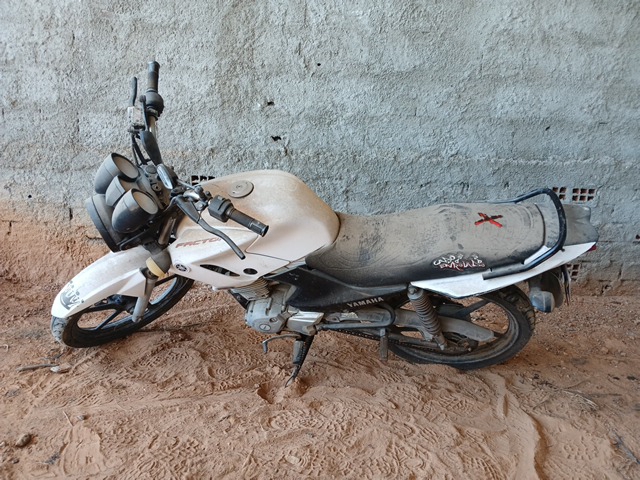 YAMAHA YBR125 FACTOR ED
