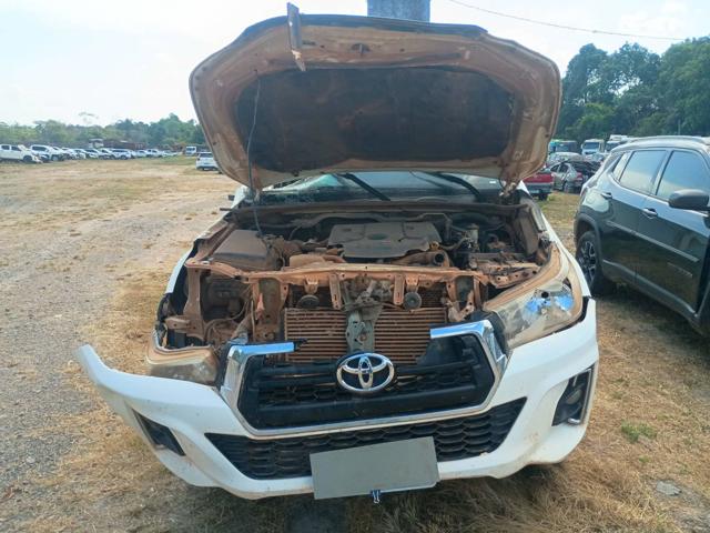 HILUX CD SRV 4X4 2.8 TDI DIESEL AUT - 2018/2019 — foto 14 de 40