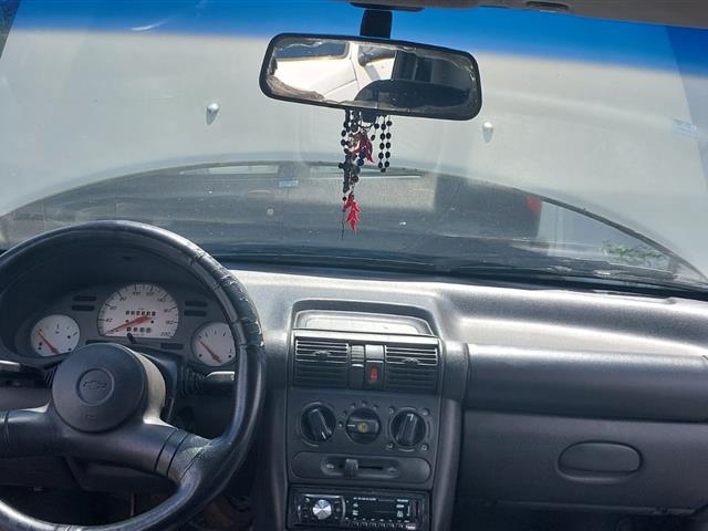 Foto 5: CORSA MILENIUM - 2001/2002