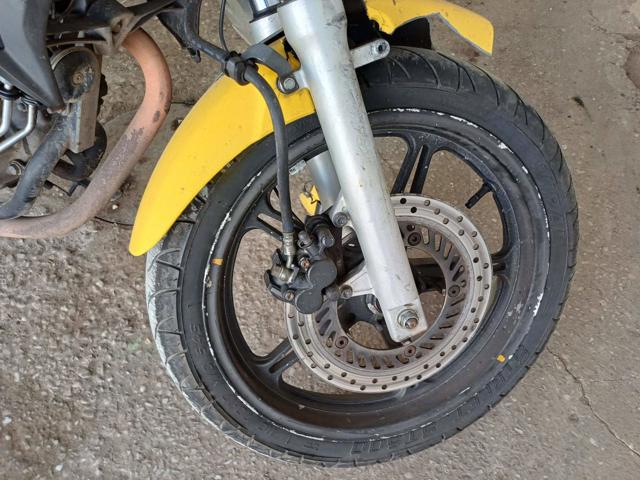 HONDA CB 300R - 2010/2011 — foto 8 de 9