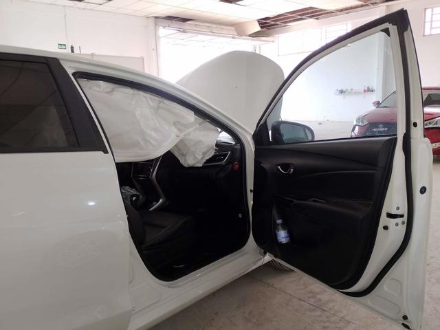 Foto 13 de 28: YARIS SD XLS15 AT - 2019/2020