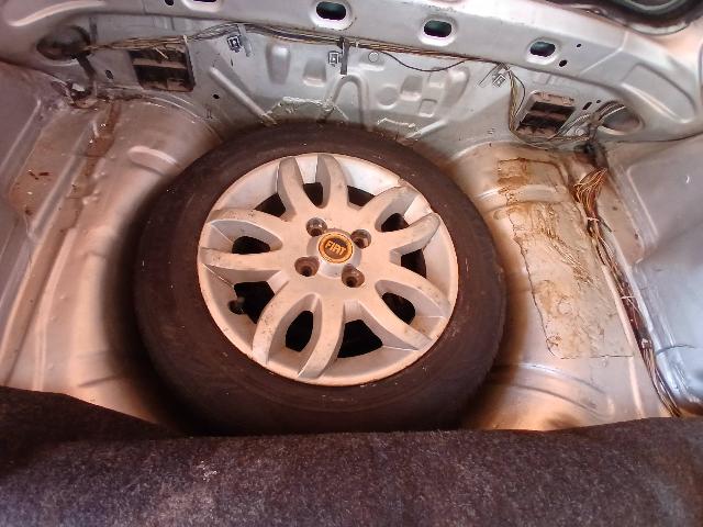 FIAT PALIO FIRE ECONOMY - 2010/2011 — foto 30 de 40