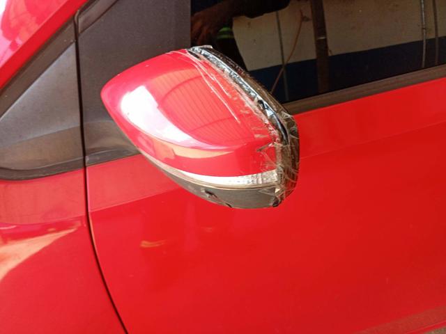 VOLKSWAGEN UP HIGH MA - 2013/2014 — foto 28 de 34