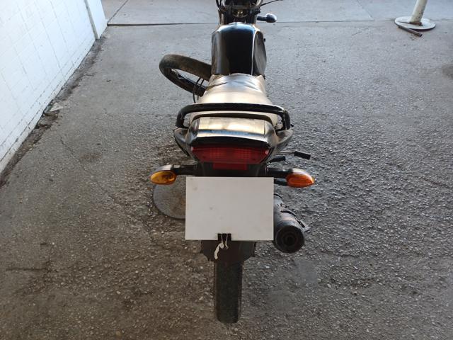 YAMAHA FACTOR YBR125 K - 2010/2011 — foto 4 de 7