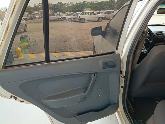 VOLKSWAGEN GOL 16V - 1999/2000 — foto 18 de 26