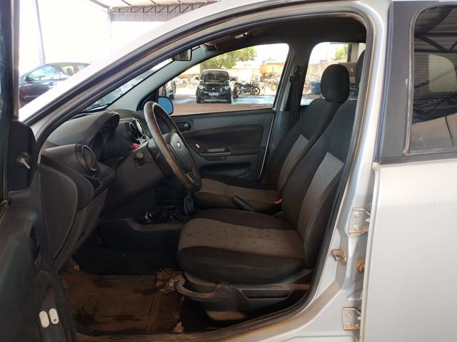 FORD FIESTA FLEX - 2010/2011 — foto 19 de 37