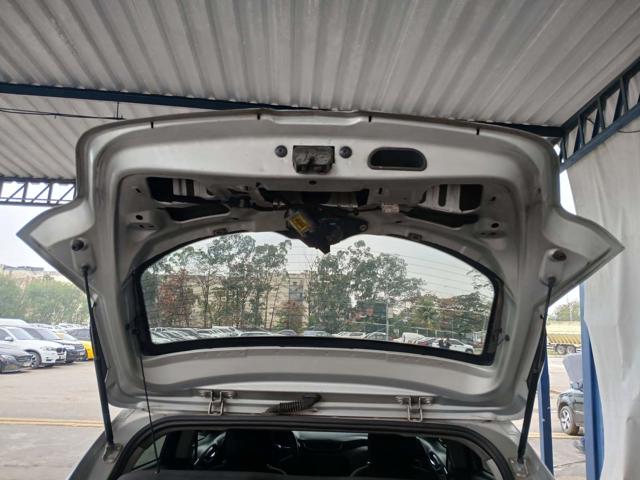 CHEVROLET ONIX 1.0MT LT - 2018/2019 — foto 9 de 38