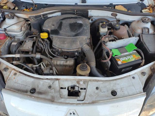 RENAULT SANDERO EXP 16HP - 2013/2014 — foto 12 de 36