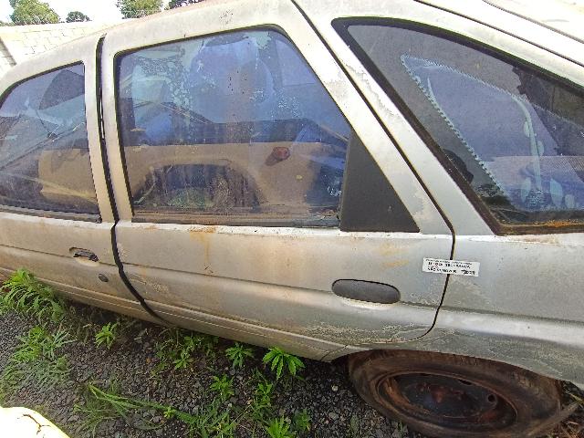 Foto 8 de 21: ESCORT GL 16V H - 1999/2000