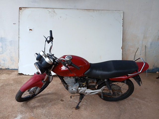 Honda CG 150 Titan KS 2008 em leilão