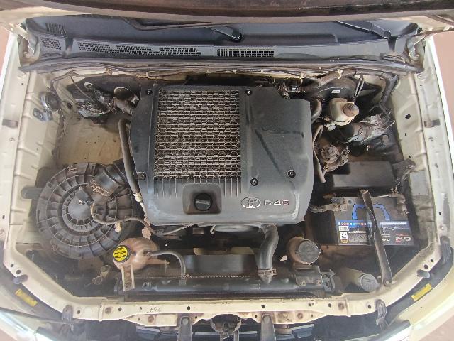 TOYOTA HILUXSW4 SRV4X4 - 2014/2014 — foto 14 de 40