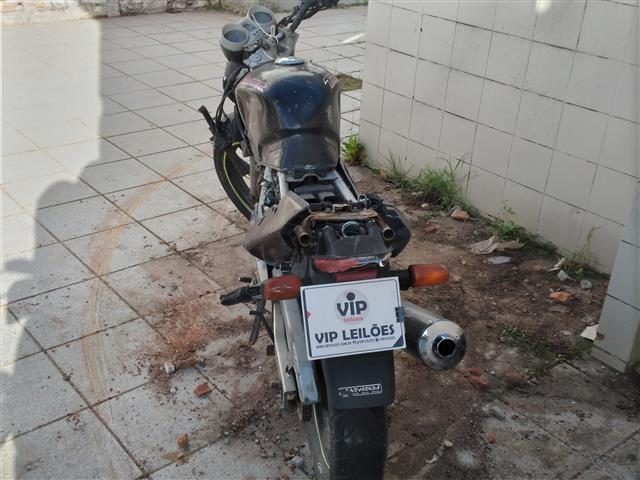 HONDA CBX 250 TWISTER - 2002/2002 — foto 4 de 9