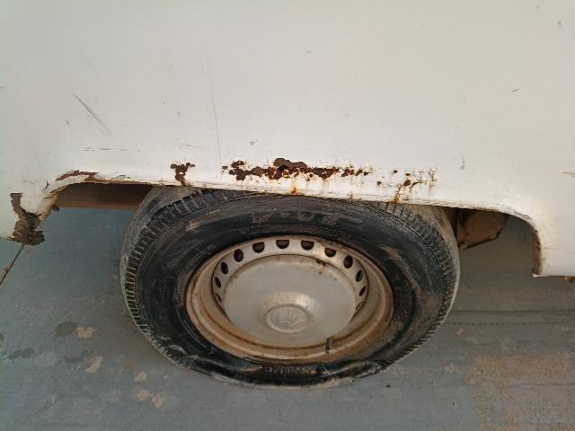 VOLKSWAGEN KOMBI - 2004/2005 — foto 11 de 23