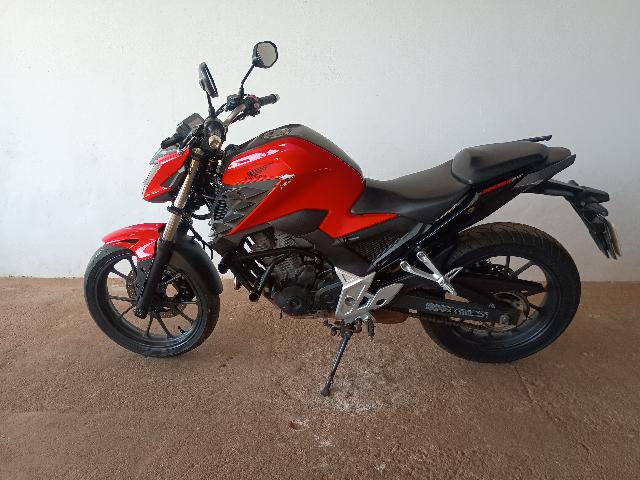 Honda CB300F Twister CBS 2024