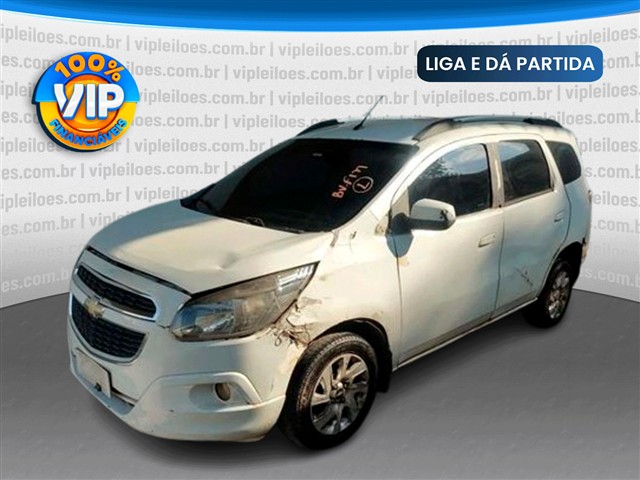 Chevrolet Spin 1.8L MT LTZ 2015