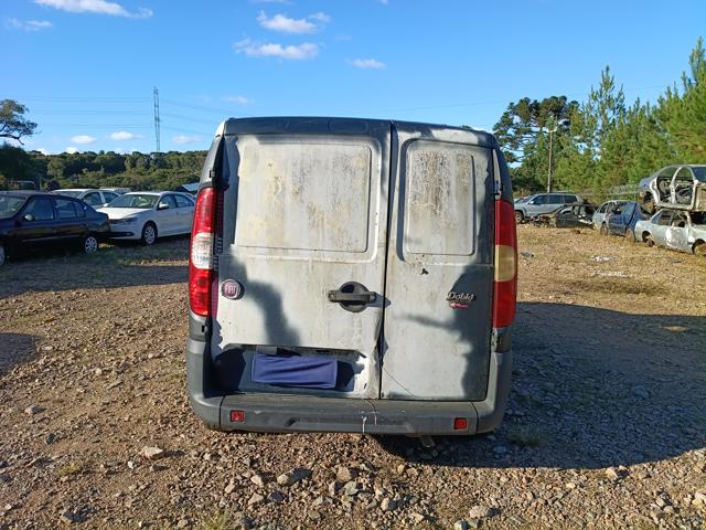FIAT DOBLO CARGO FLEX - 2013/2013 — foto 13 de 19