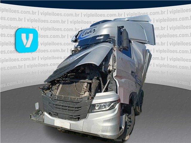 IVECO - S-WAY 480-6X2 - leilão extrajudicial - ILHOTA SC - lance mínimo R$ 81.100