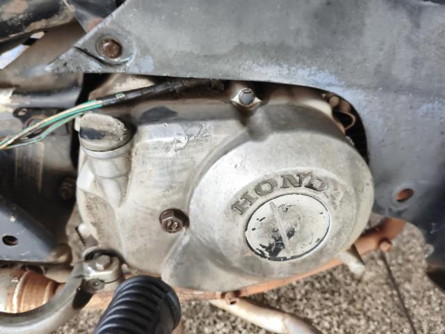 HONDA C100 BIZ ES - 2004/2004 — foto 8 de 11
