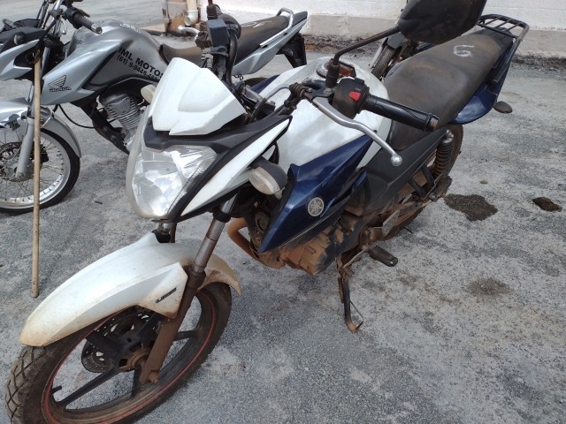 YAMAHA - YS150 FAZER SED - leilão extrajudicial - SAMAMBAIA DF - lance mínimo R$ 4.000