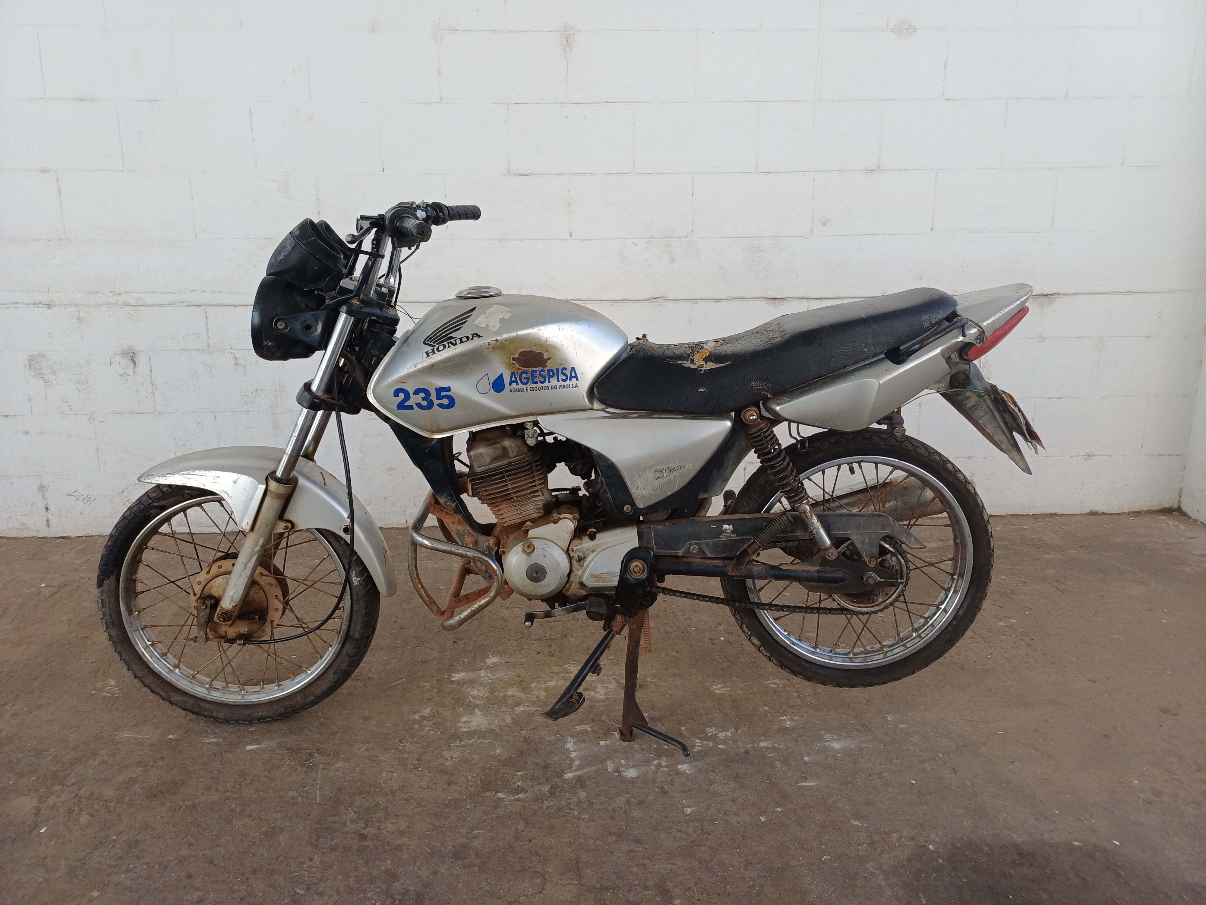 HONDA - CG 150 TITAN KS - leilão extrajudicial - TERESINA PI - lance mínimo R$ 1.800