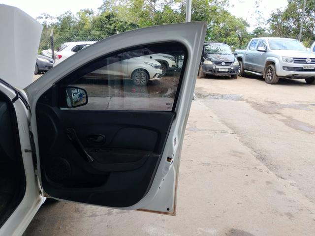 RENAULT LOGAN ZEN10MT - 2020/2021 — foto 16 de 40