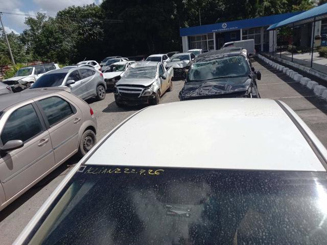 HYUNDAI ELANTRA GLS - 2011/2012 — foto 14 de 31