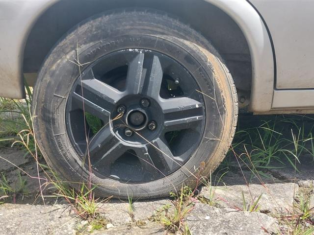 Foto 25 de 25: CORSA MILENIUM - 2001/2002