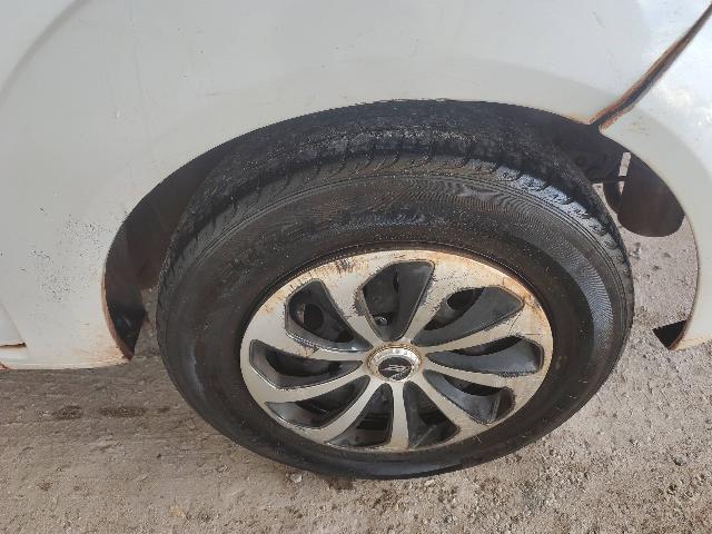 FORD FIESTA FLEX - 2011/2012 — foto 34 de 37