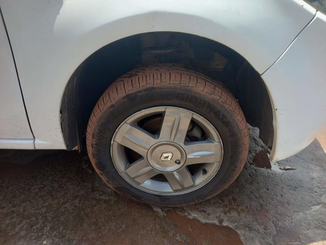 RENAULT SANDERO EXP1016V - 2014/2014 — foto 28 de 31