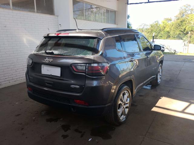 JEEP COMPASS LONG TF - 2022/2022 — foto 4 de 40