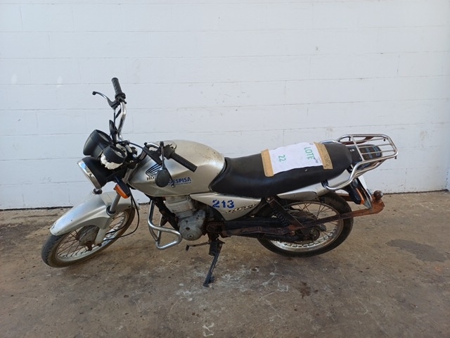 HONDA - CG 150 TITAN KS - leilão extrajudicial - TERESINA PI - lance mínimo R$ 2.200