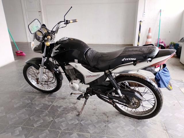 Honda Cg150 Titan MIX KS 2009 em leilão