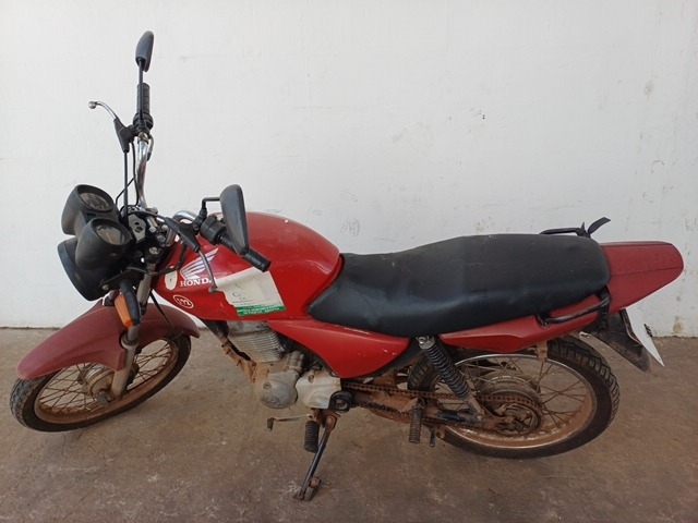 HONDA - CG 150 TITAN KS - leilão extrajudicial - TERESINA PI - lance mínimo R$ 1.800