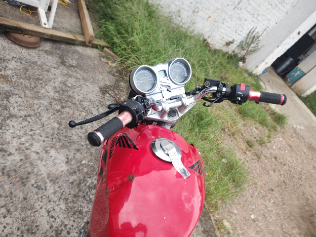 HONDA CBX 250 TWISTER - 2003/2003 — foto 9 de 17