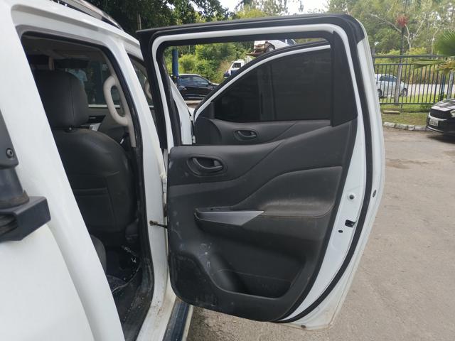 NISSAN FRONTIER ATK X4 - 2024/2025 — foto 13 de 25