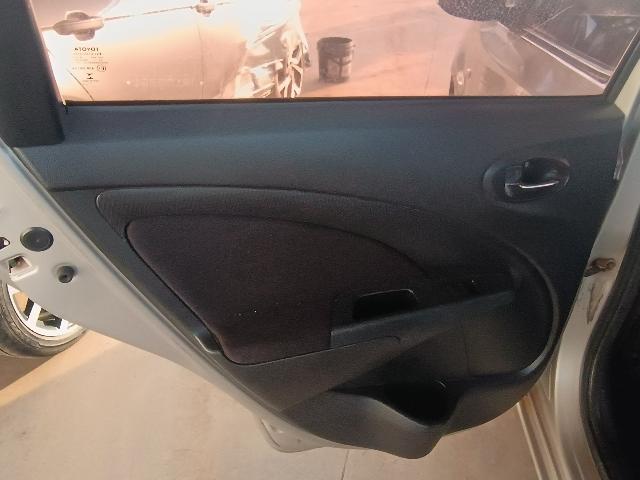 Foto 20 de 29: ETIOS HB X 13L MT - 2017/2018