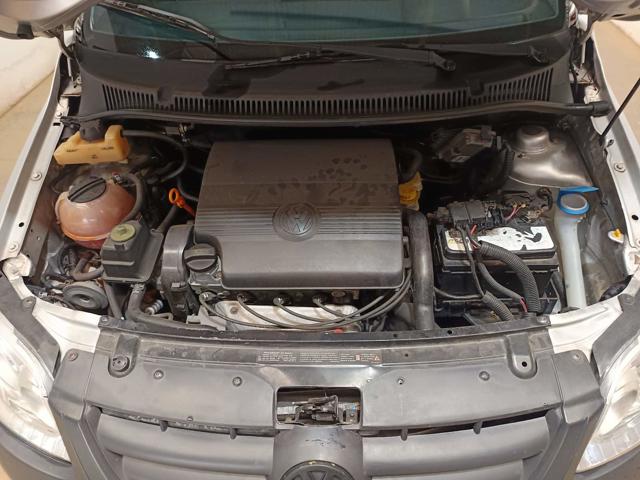 VOLKSWAGEN FOX 1.0 - 2007/2008 — foto 9 de 32