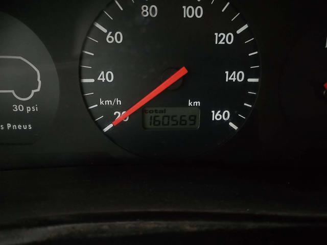VOLKSWAGEN GOL SPECIAL - 2002/2003 — foto 8 de 31