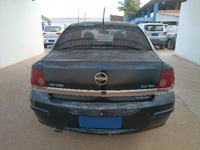 GM VECTRA SEDAN ELITE - 2006/2006 — foto 32 de 40