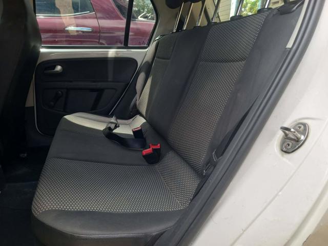 VOLKSWAGEN UP MOVE MA - 2014/2015 — foto 10 de 40