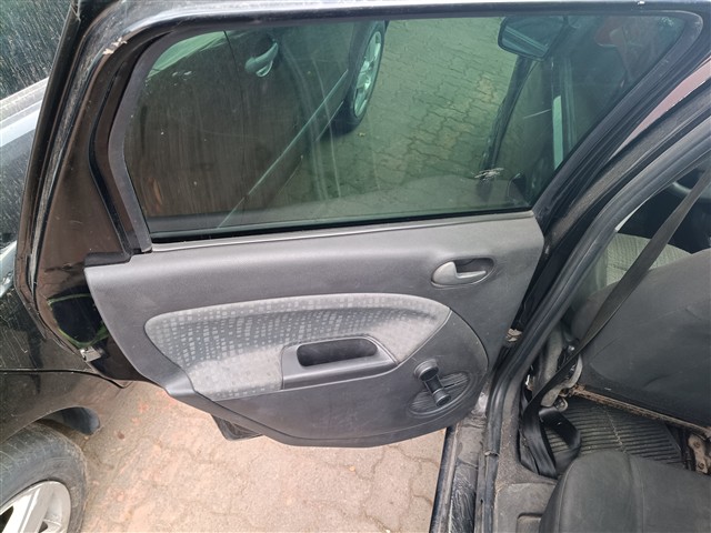 FORD FIESTA SEDAN 1.0 8V FLEX 4P - 2012/2013 — foto 15 de 27