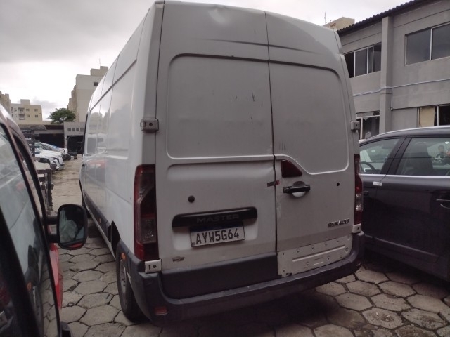 RENAULT MASTER FUR L3H2 - 2014/2015 — foto 9 de 10