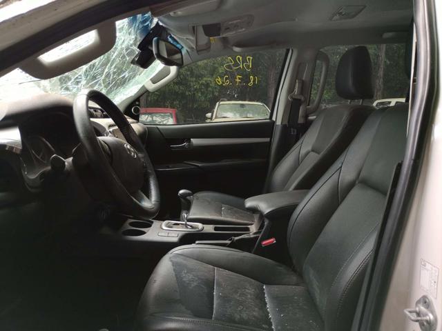 HILUX CD SRV 4X4 2.8 TDI DIESEL AUT - 2021/2022 — foto 13 de 38