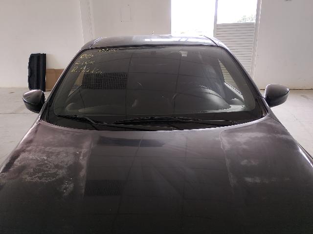 Foto 22 de 44: VERSA 16 UNIQUE - 2015/2016