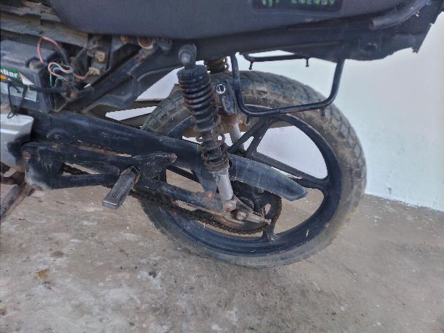 Foto 22 de 23: YBR 125E - 2008/2008