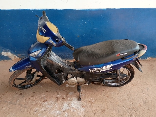 HONDA - BIZ 125 KS - leilão extrajudicial - S/N PA - lance mínimo R$ 300